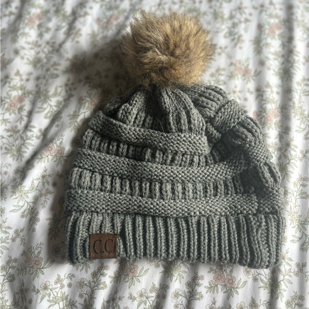 C.C Women's Ribbed Knit Beanie with Pom - Gray